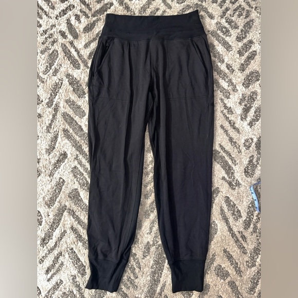 Athleta Pants - Athleta Women’s Black Joggers Size Small